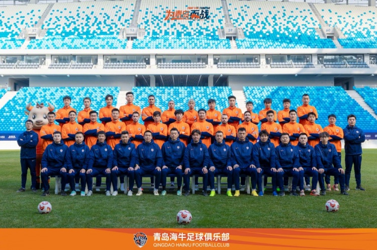 青島海牛一線隊名單：老將鄭龍、薩里奇坐鎮(zhèn)，金洋洋等新援在列