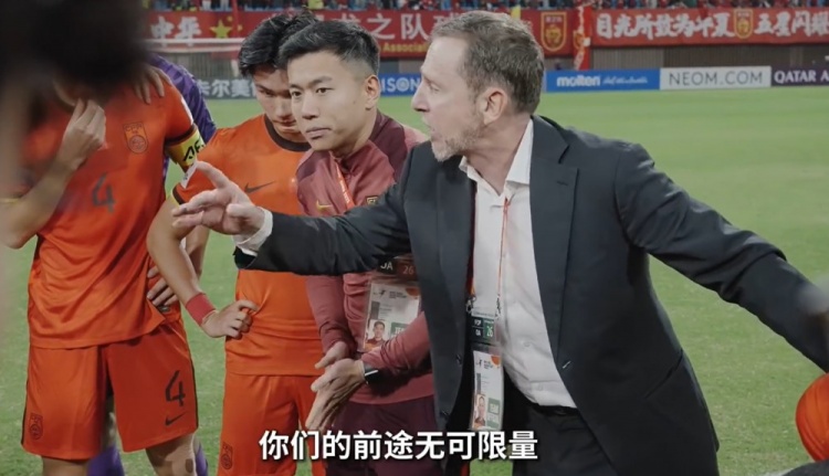 連說三次“很棒”！久爾杰維奇賽后喊話隊(duì)員：你們的前途無(wú)可限量